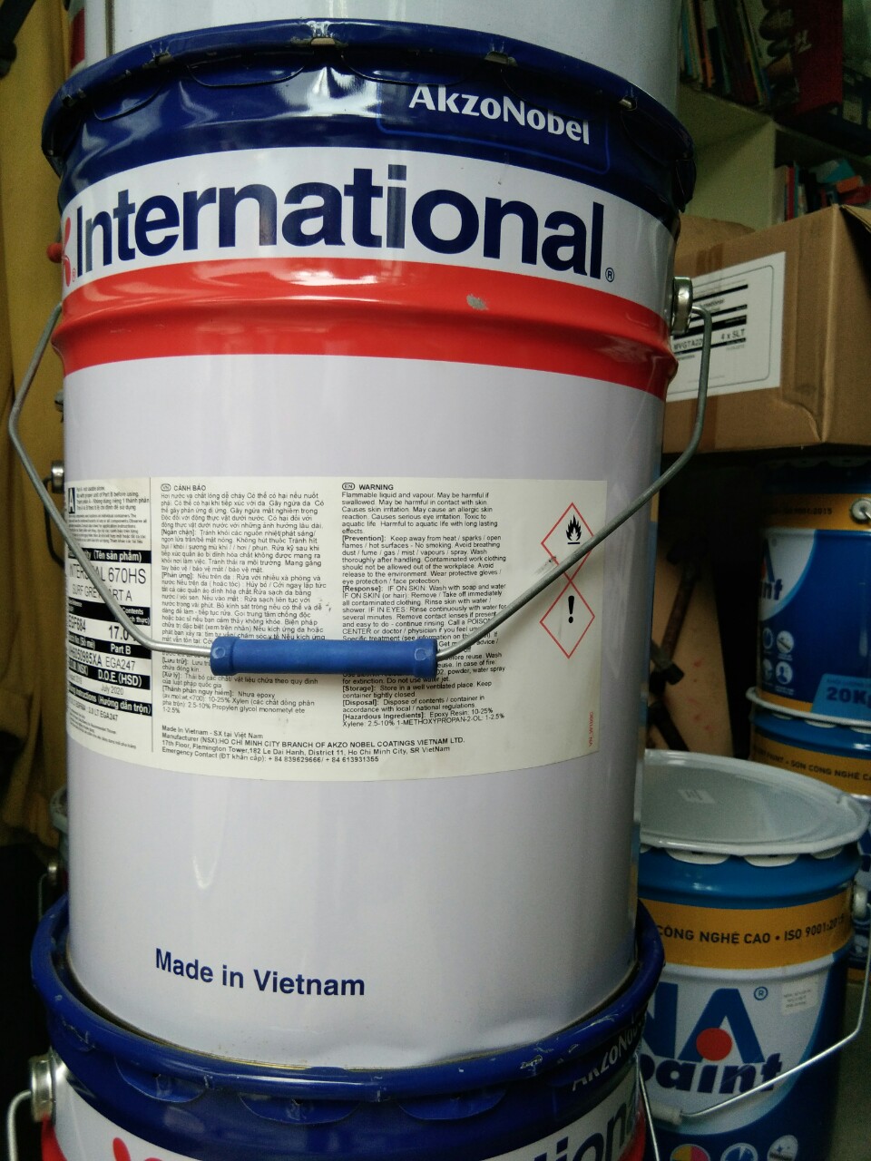 Nhà máy dầu khí và hóa chất nên chọn Interseal 670HS. Nhà máy dầu khí và hóa chất nên chọn Interseal 670HS.