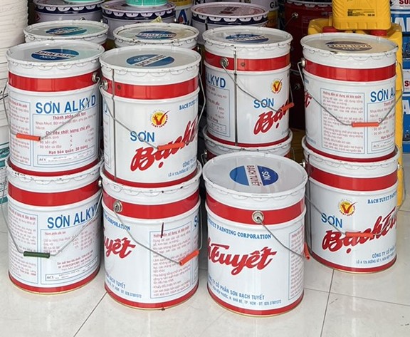 Sơn Bạch Tuyết Kim Loại – Chống Ăn Mòn, Chịu Mọi Thời Tiết Sơn Bạch Tuyết Kim Loại – Chống Ăn Mòn, Chịu Mọi Thời Tiết