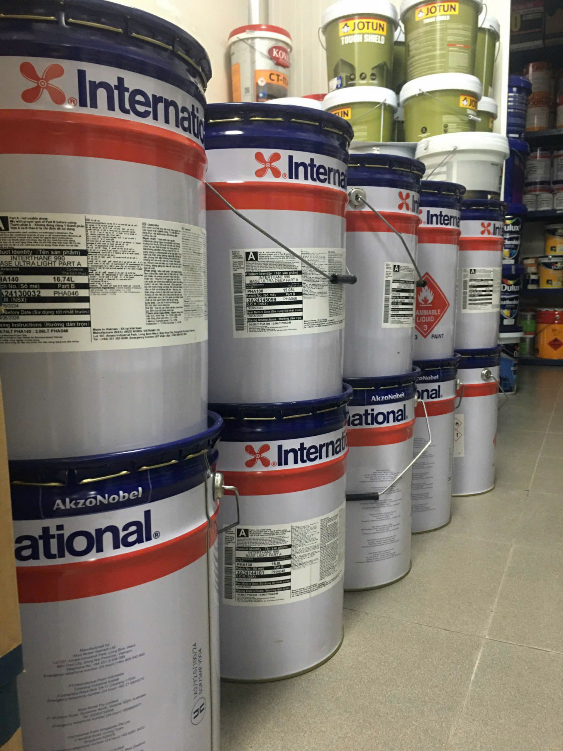 Sơn hai thành phần Interthane 990 20 lít Sơn hai thành phần Interthane 990 20 lít