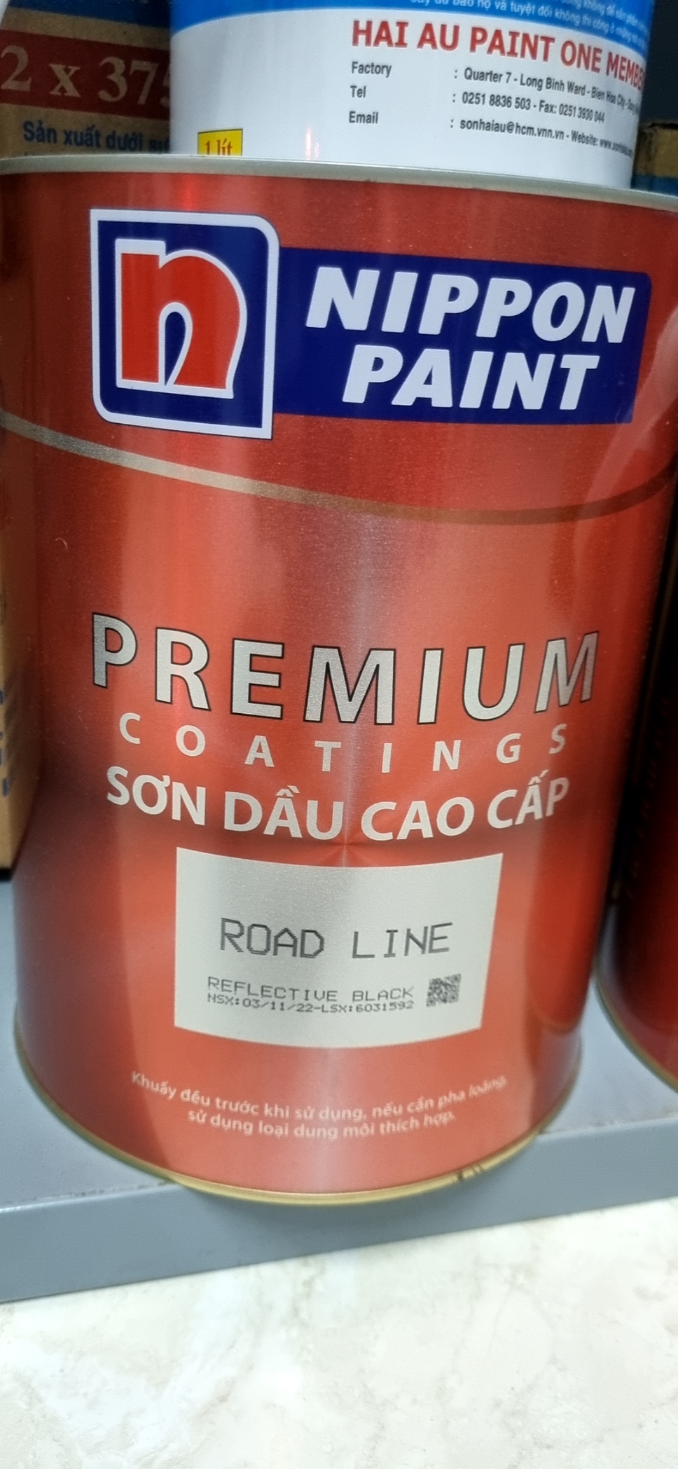 Sơn phản quang Nippon đen, đỏ, trắng, vàng Sơn phản quang Nippon đen, đỏ, trắng, vàng