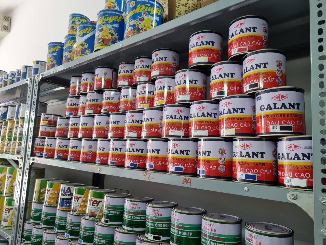Lợi ích của sơn dầu Galant với kim loại