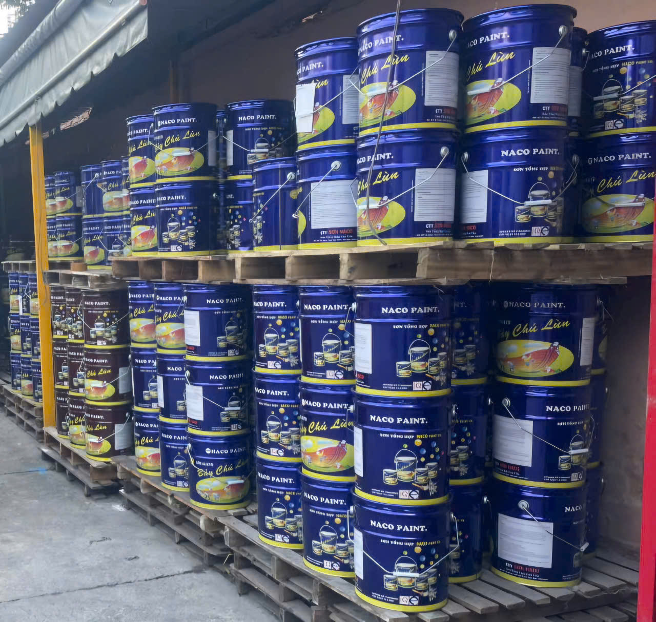 Sơn dầu Naco loại rẻ cho sắt thép tại quận Tân Phú Sơn dầu Naco loại rẻ cho sắt thép tại quận Tân Phú
