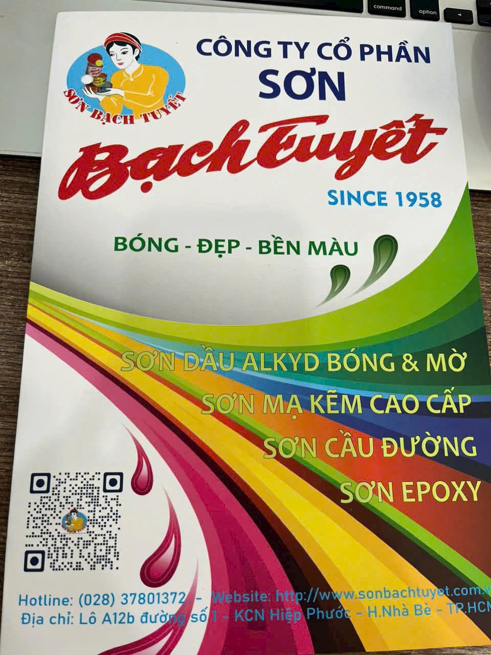 Sơn Dầu Trắng Bạch Tuyết 0.8kg Có Chống Rỉ Không Sơn Dầu Trắng Bạch Tuyết 0.8kg Có Chống Rỉ Không