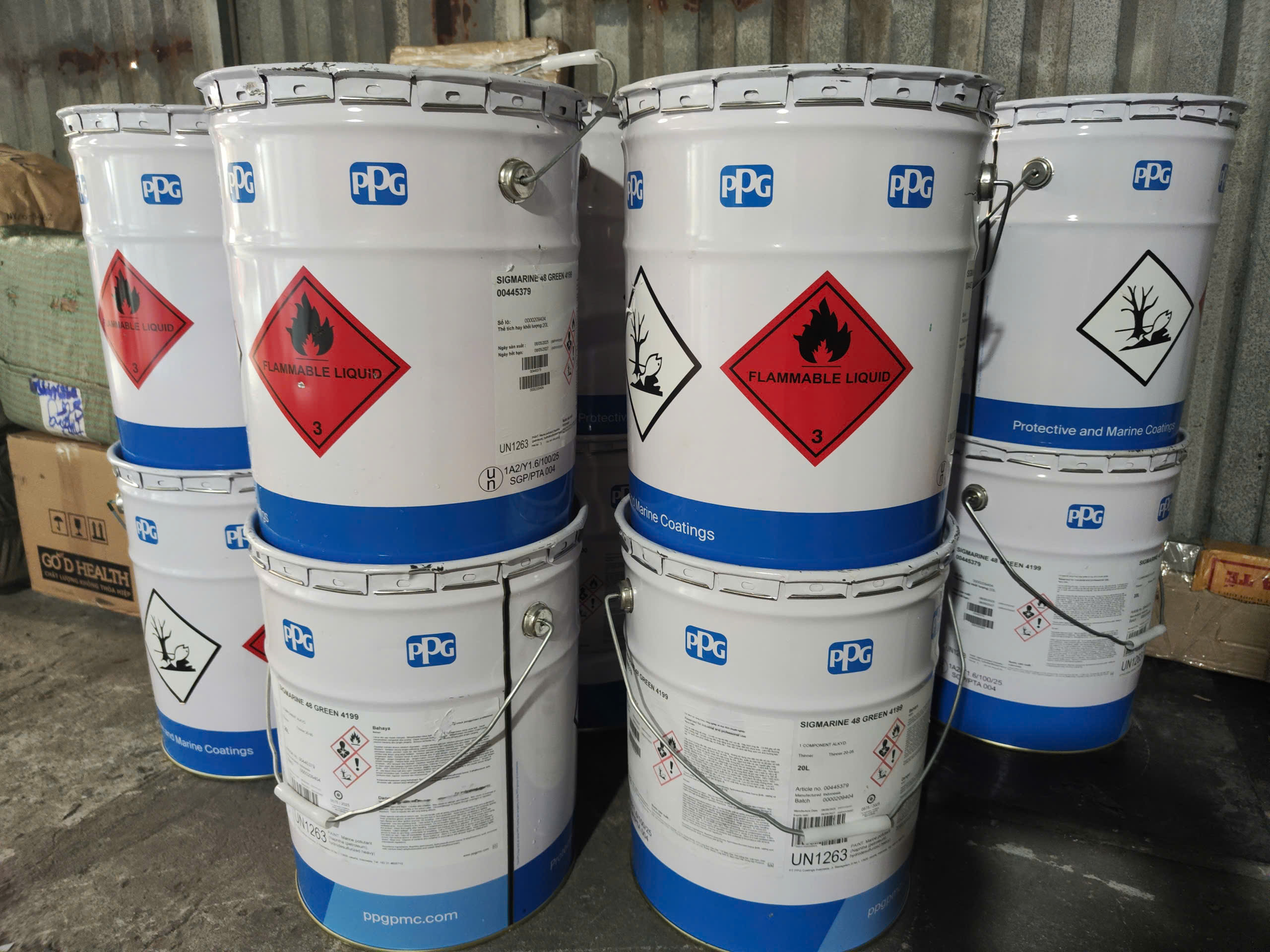 Ứng dụng thực tế của sơn Sigmarine 48 Green 4199 Ứng dụng thực tế của sơn Sigmarine 48 Green 4199