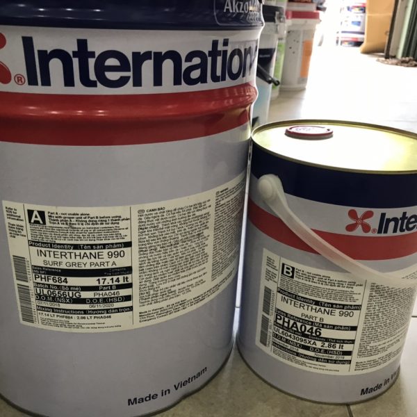 Đại lý sơn Interthane 990 màu xám F684